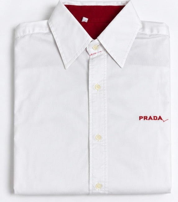 Chemise Prada blanche logo rouge💫